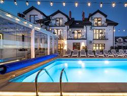 Orbisa Bis noclegi nad morzem, pensjonat z basenem , sauna , hydro spa, śniadania, Łeba