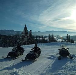 SnowPro - Skutery Śnieżne, Quady, Buggy Wypożyczalnia Wycieczki Snowmobile Tours