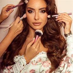 Adrianna Dalmer Makeup Artist
