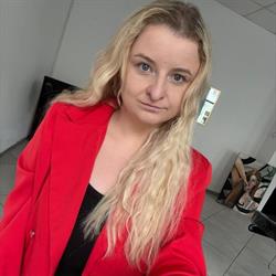 Lash Room Weronika Roszyk stylizacja rzęs i brwi .