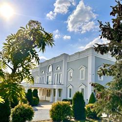 Golden Palace