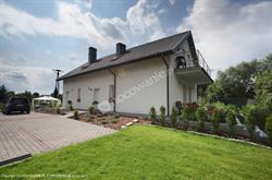Biały domek