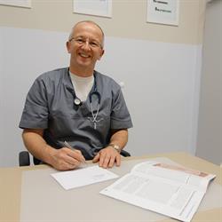 Dr n. med. Piotr Landowski