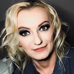 Krystyna Błachut - Stylizacja Paznokci