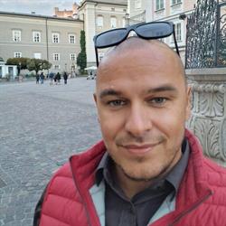 JACEK WŁODARCZYK GABINET DENTYSTYCZNY