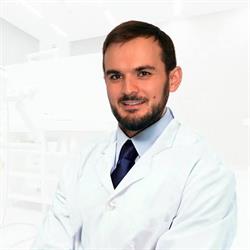 lek. dent. Piotr Żarkowski