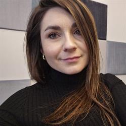 Tłumacz przysięgły języka ukraińskiego Yuliia Vovchko