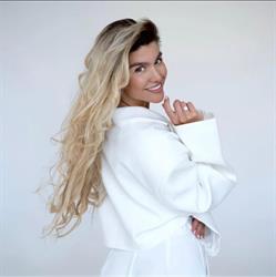 Anna Krzywkowska Makeup Place