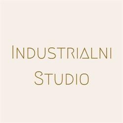 Industrialni Studio - drewniane stoły i stoliki na zamówienie