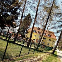Szkoła Podstawowa w Zagrodnie