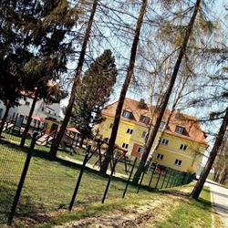 Szkoła Podstawowa w Zagrodnie