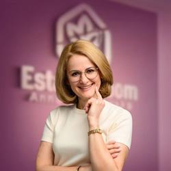 Estate Bloom Anna Karolewska