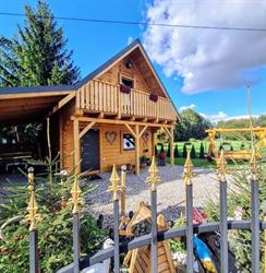 DOMEK Z BALI \" IWONKA \" -- DOMEK CAŁOROCZNY OGRZEWANY POLANICA - ZDRÓJ