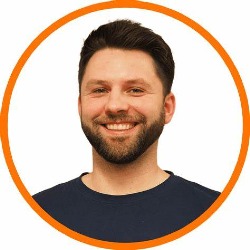Upper Level Cleaning - Adrian Biniecki