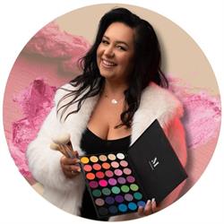 Makeupownia Klaudia Rybus Studio makijaż makeup opalanie natryskowe