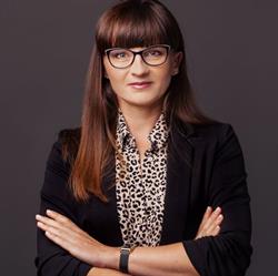 Agnieszka Skrzypulec, Tłumacz przysięgły języka niemieckiego