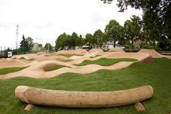 Asfaltowy tor rowerowy - Pump Track