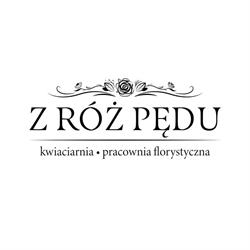 Z Róż Pędu Karolina Świdrak