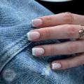 Manicure-hybrydowy-french