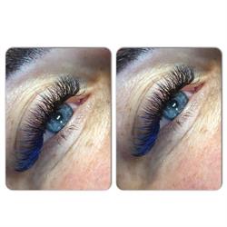 BLUE LASHES NATALIA STACHOWIAK