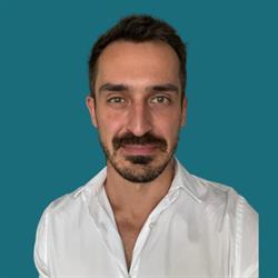 Adrian Bugno - Trening Personalny, Fizjoterapia, Plany żywieniowe