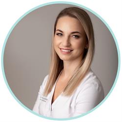 lek. Anna Kałuża-Wieczorek, Specjalista medycyny estetycznej