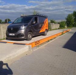 Wagen-Mont Paweł Montowski