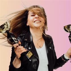 Monika Szurmiej-Tutaj Professional Nail Educator - Centrum Szkoleniowe Stylizacji Paznokci