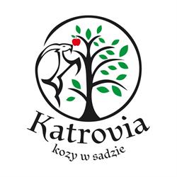 Katrovia - kozy w sadzie