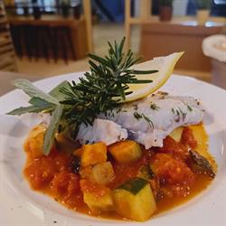 NOVO Bistro & Cafe - Catering