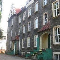 Usługi Edukacyjne - Szkoły dla Dorosłych w Oleśnie