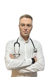 lek. Jakub Woźniak, Lekarz rodzinny