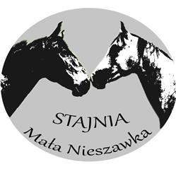 Stajnia Mała Nieszawka