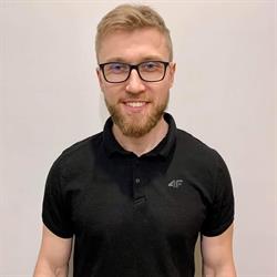 Karol Wołkowski Fizjoterapia i Trening