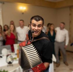 DJ DZIADEK Arkadiusz Matachowski Obsługa muzyczna imprez