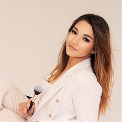 EWELINA KOWALSKA - BEAUTY