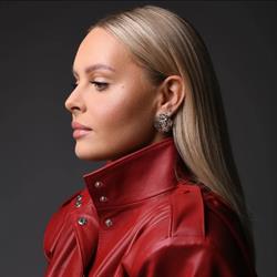 Aleksandra Rakowska Makeup