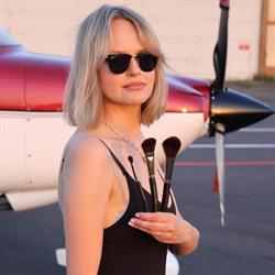FLYGLAM Joanna Kliczka
