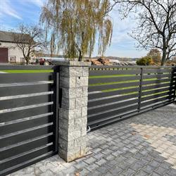 Marszałek bramy ogrodzenia balustrady Wykonawca ogrodzeń