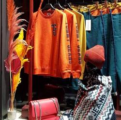Vesti_bene - odzież firmowa (Tommy H., Guess, Calvin Klein, Pepe Jeans)