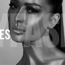 Majka Reinhardt - Showroom