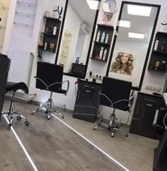 Salon Fryzjerski Larisse