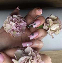 Nails House