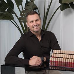 Krzysztof Majerski - Makijaż Permanentny I Szkolenia - Kraków