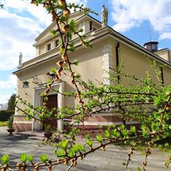 Parafia św. Antoniego w Łaźniewie - Księża Orioniści
