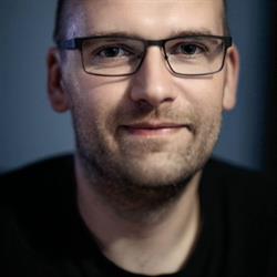 Paweł Salamucha. Emocjonalna fotografia i film ślubny