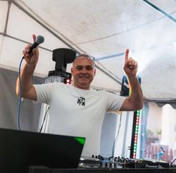 AWA BIT DJ Adriano