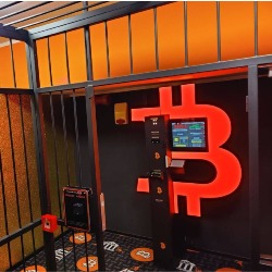Bitomat - Bitcoin ATM - Shitcoins.club