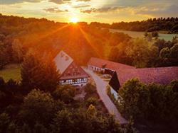 The Oak Lodge