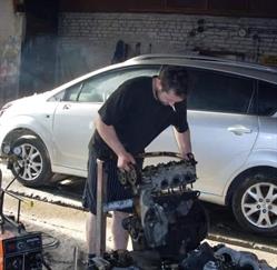 Bracia ''B'' Motors